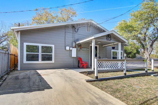 232 Campbell ST, Seguin, TX 78155