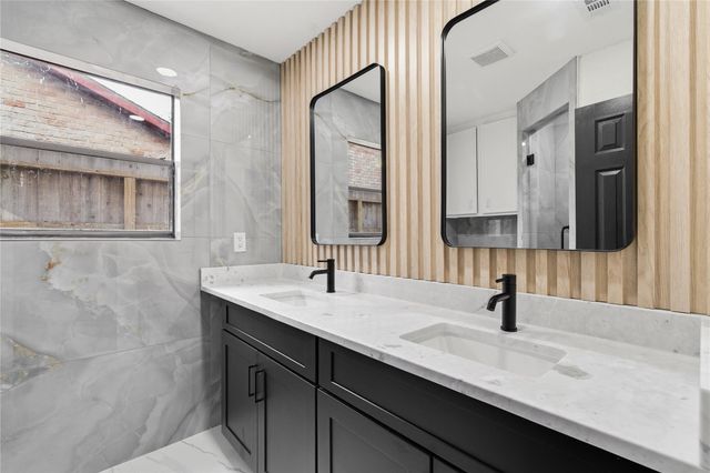 9947 Sagebud Lane, Houston, TX 77089