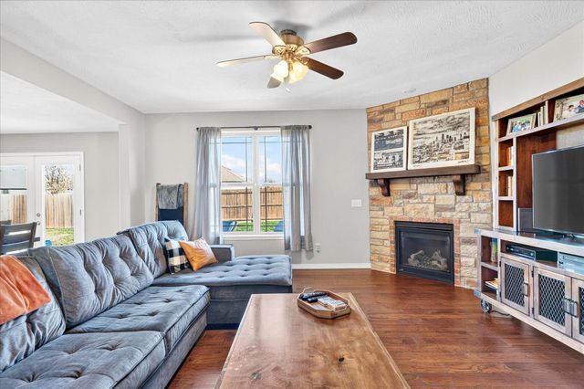 1926 N Brookhollow Drive, Nixa, MO 65714