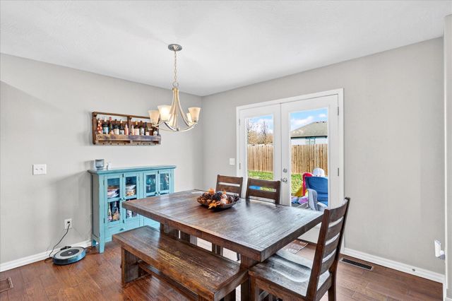 1926 N Brookhollow Drive, Nixa, MO 65714