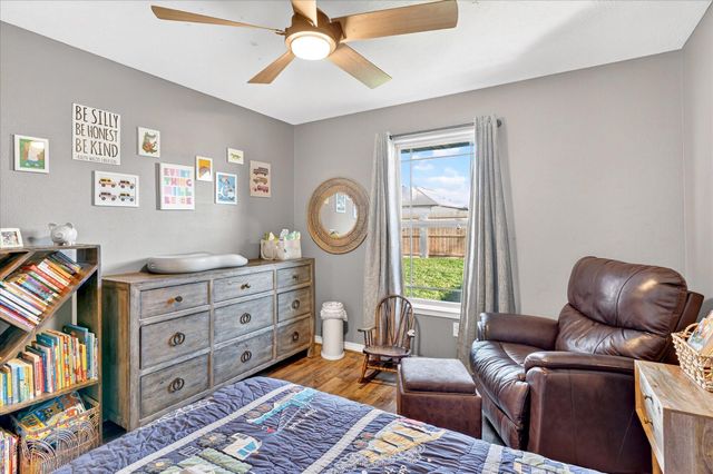 1926 N Brookhollow Drive, Nixa, MO 65714