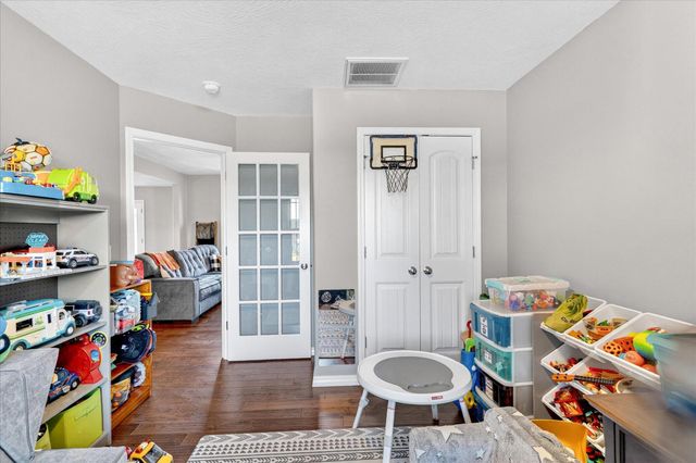 1926 N Brookhollow Drive, Nixa, MO 65714