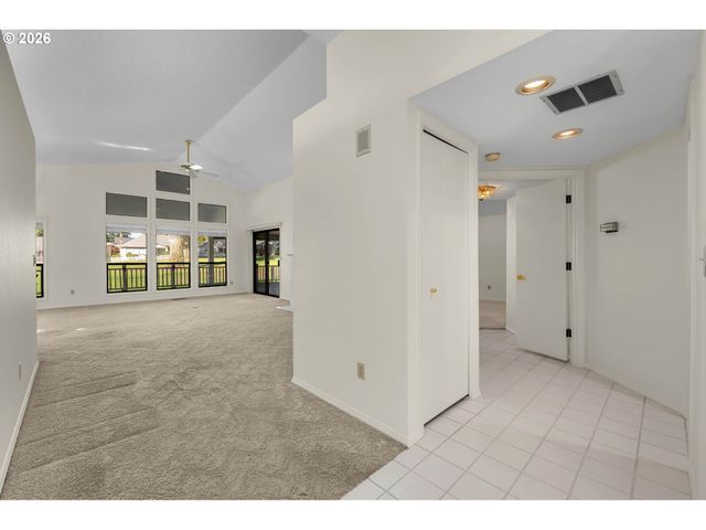 2816 Se 153RD Ave, Vancouver, WA 98683