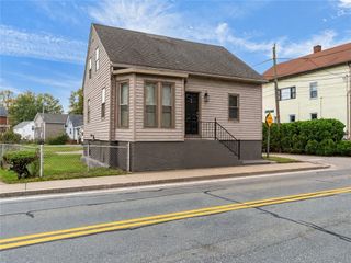 169 Child Street, Warren, RI 02885