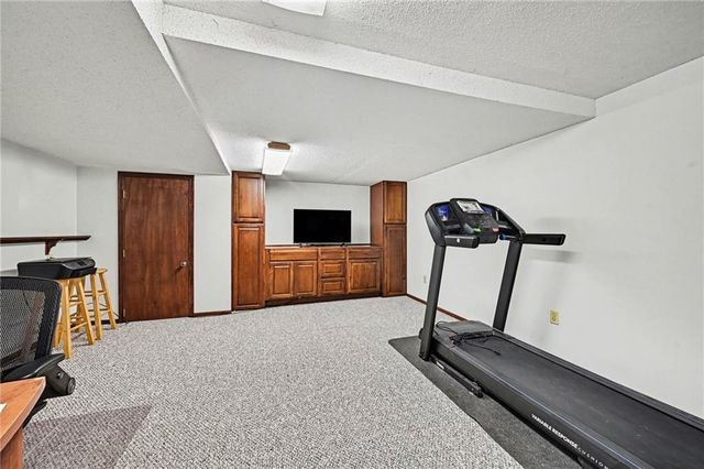 14064 W 88th Street, Lenexa, KS 66215