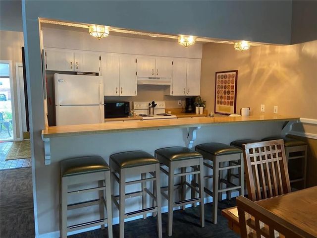 14064 W 88th Street, Lenexa, KS 66215