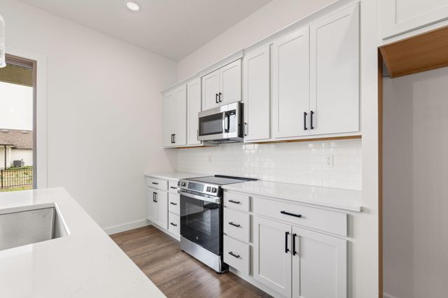 2360 N FEDERAL DR, Columbia, MO 65202