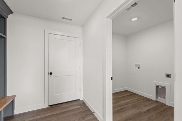 2360 N FEDERAL DR, Columbia, MO 65202