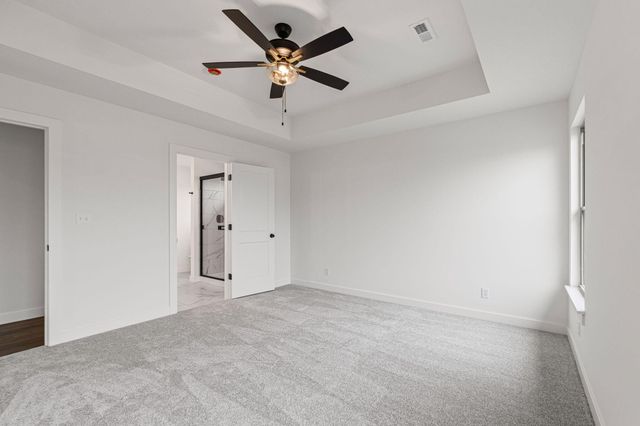 2360 N FEDERAL DR, Columbia, MO 65202