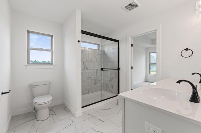 2360 N FEDERAL DR, Columbia, MO 65202