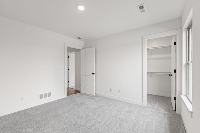 2360 N FEDERAL DR, Columbia, MO 65202