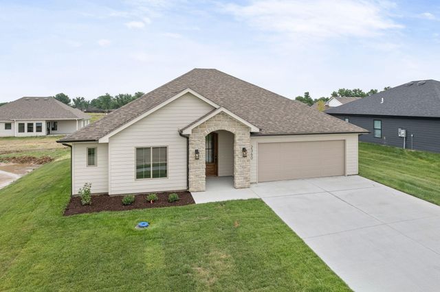 2360 N FEDERAL DR, Columbia, MO 65202