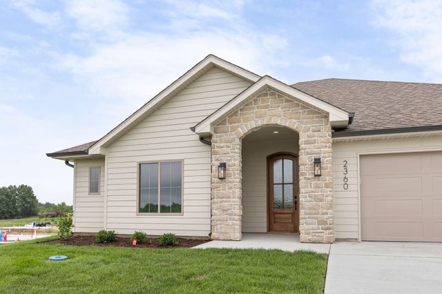 2360 N FEDERAL DR, Columbia, MO 65202