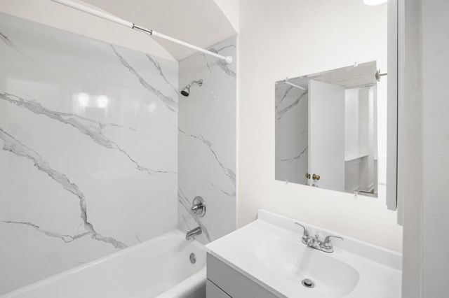 2905 Garfield Avenue, Carmichael, CA 95608