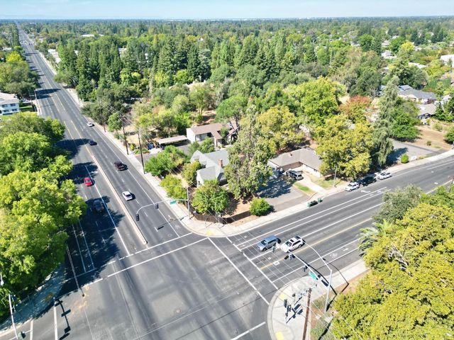 2905 Garfield Avenue, Carmichael, CA 95608