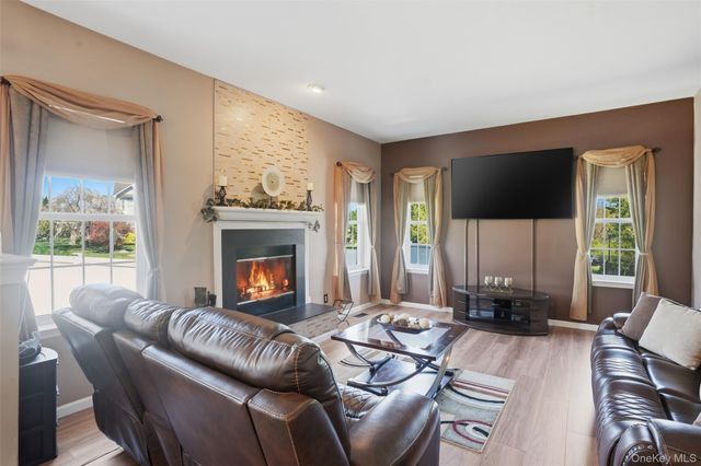 2657 Liberty Ridge, New Windsor, NY 12553