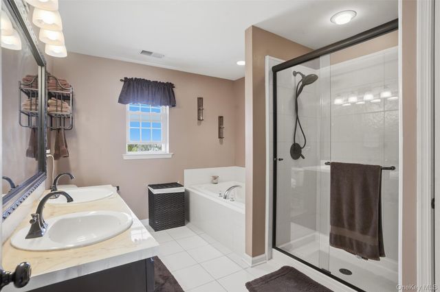 2657 Liberty Ridge, New Windsor, NY 12553