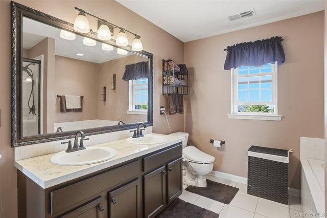 2657 Liberty Ridge, New Windsor, NY 12553