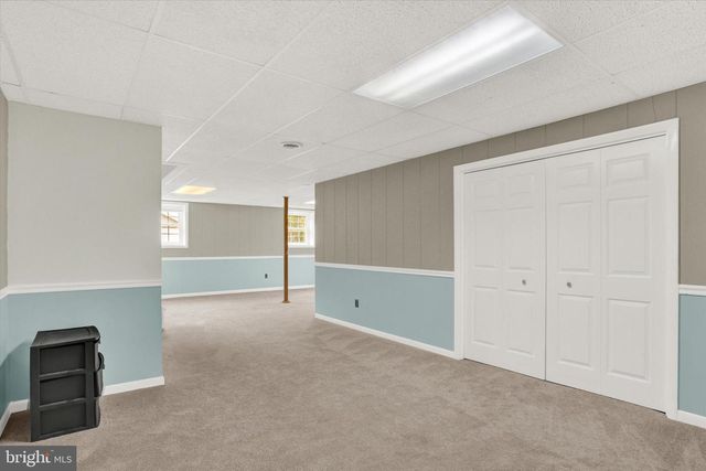 2405 W BAYBERRY DR, Harrisburg, PA 17112