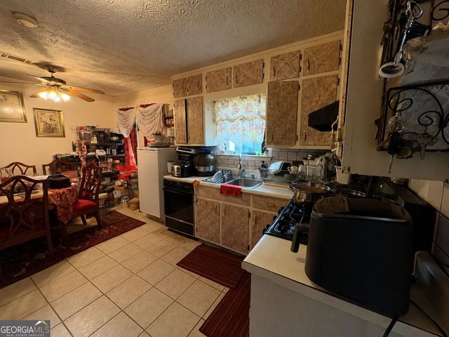 7571 Kevin Place, Jonesboro, GA 30236