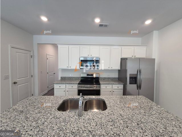 140 Hazel Drive, Mcdonough, GA 30253