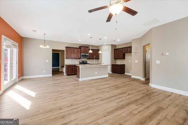 250 Jackson Avenue, Braselton, GA 30517