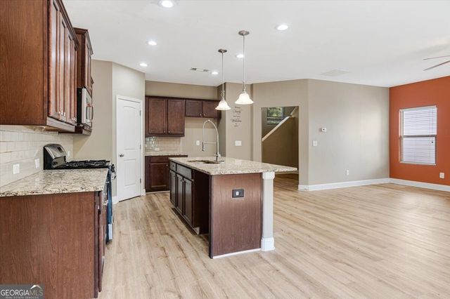 250 Jackson Avenue, Braselton, GA 30517