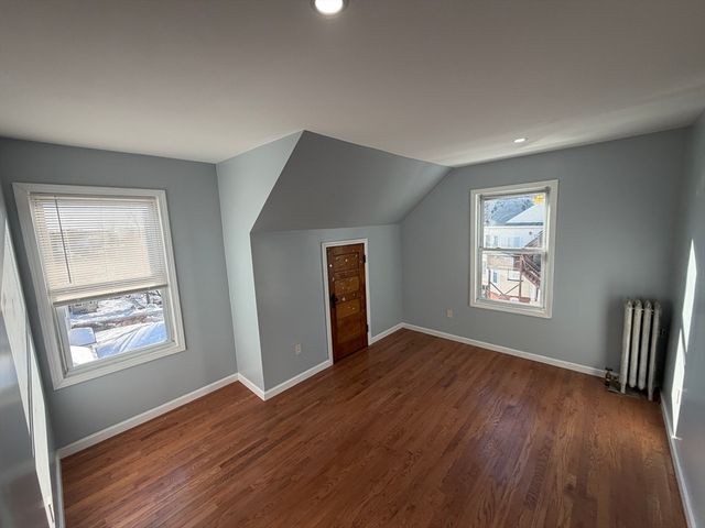 12 Stoneland Rd, Worcester, MA 01603