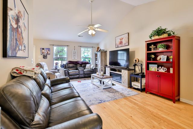 525 Carolina Woods Dr., Myrtle Beach, SC 29588