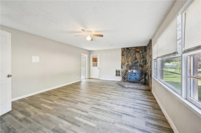 1324 N Hicks Circle NW, Conyers, GA 30012