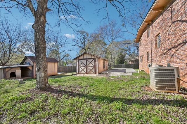 1324 N Hicks Circle NW, Conyers, GA 30012