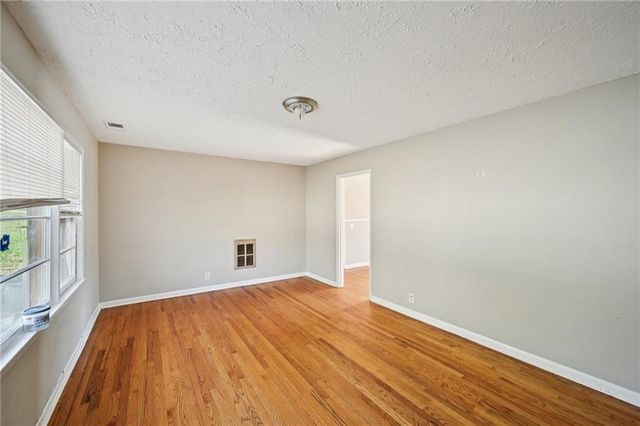 1324 N Hicks Circle NW, Conyers, GA 30012