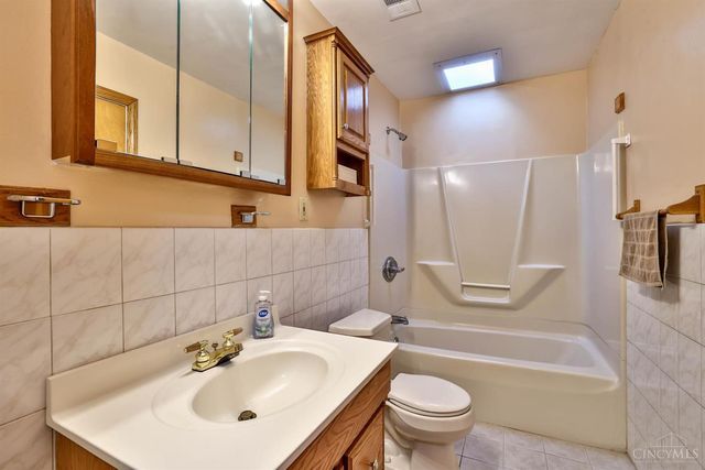 10709 Edgewood Road, Harrison Twp, OH 45030