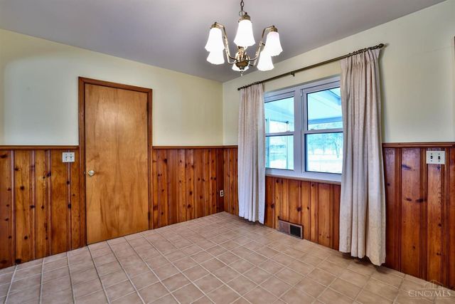 10709 Edgewood Road, Harrison Twp, OH 45030