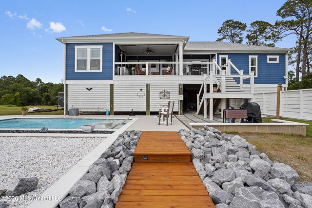 15520 Needle Street, Biloxi, MS 39532