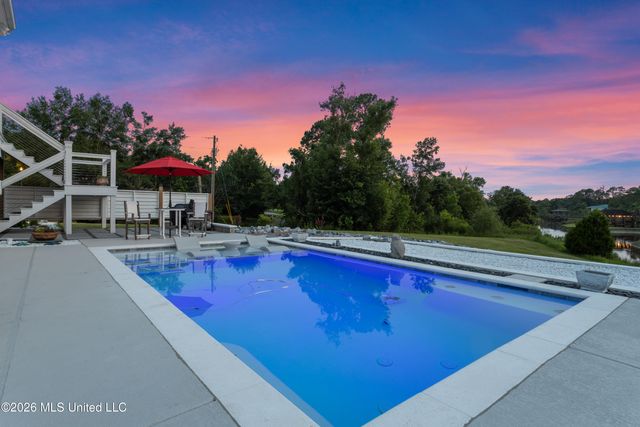 15520 Needle Street, Biloxi, MS 39532