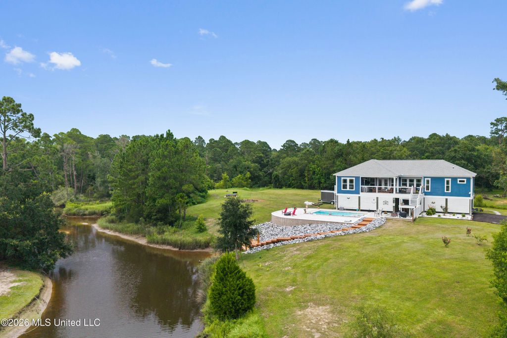 15520 Needle Street, Biloxi, MS 39532