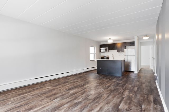 6007 N Kenmore Avenue 401, Chicago, IL 60660