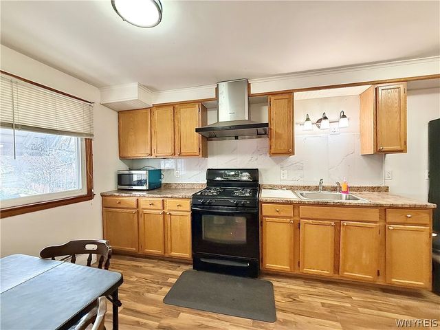 5026 Broadway, Lancaster, NY 14043