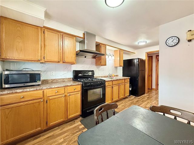 5026 Broadway, Lancaster, NY 14043