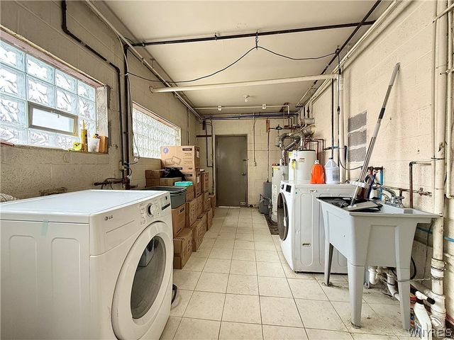 5026 Broadway, Lancaster, NY 14043