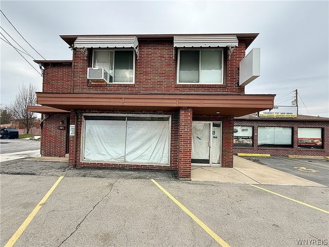 5026 Broadway, Lancaster, NY 14043