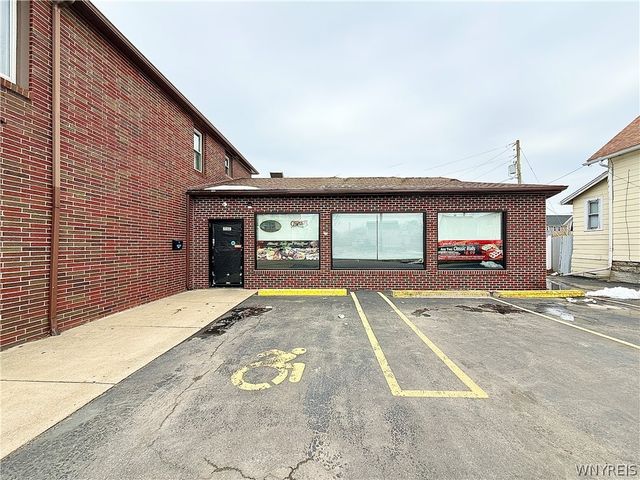 5026 Broadway, Lancaster, NY 14043