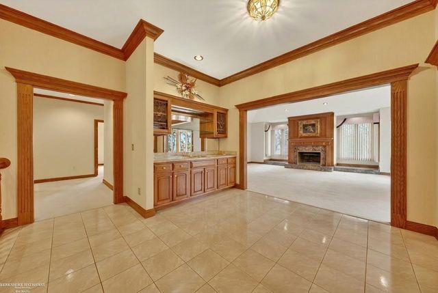 5500 Crystal Creek Lane, Washington Twp, MI 48094