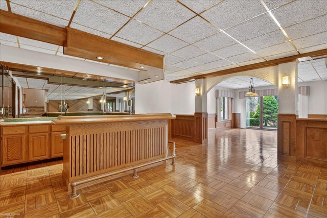 5500 Crystal Creek Lane, Washington Twp, MI 48094