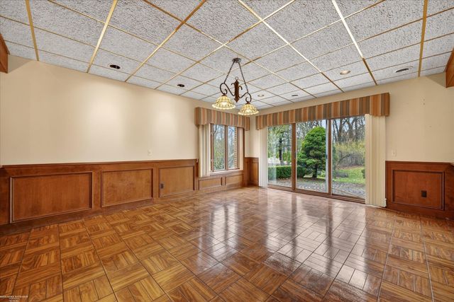 5500 Crystal Creek Lane, Washington Twp, MI 48094