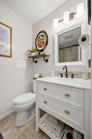 23 Morning Glory, Winfield, WV 25213