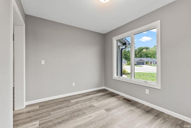 814 Lagonda Trail, Fort Wayne, IN 46818