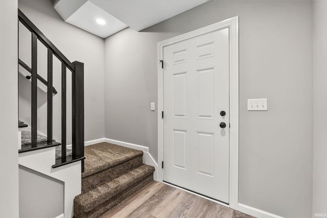 814 Lagonda Trail, Fort Wayne, IN 46818