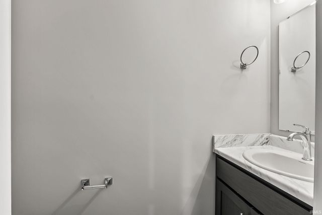 814 Lagonda Trail, Fort Wayne, IN 46818